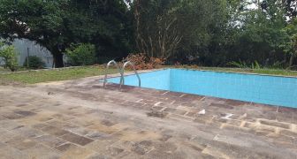 Sitio com Piscina A VENDA  REF - 2144